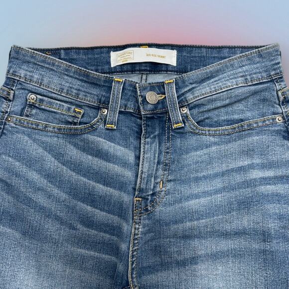LEVI’S Women’s 4 Short MID RISE SKINNY Blue Jeans - Picture 1 of 4